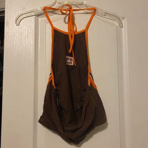 Top - Picture 2 of 3